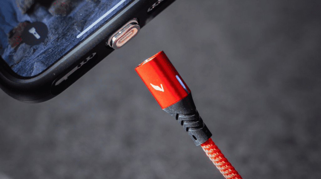 How does magnetic charging cable work 2