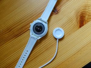 How to Use a Fossil Smartwatch Charger to Keep Your Watch Powered Up 1