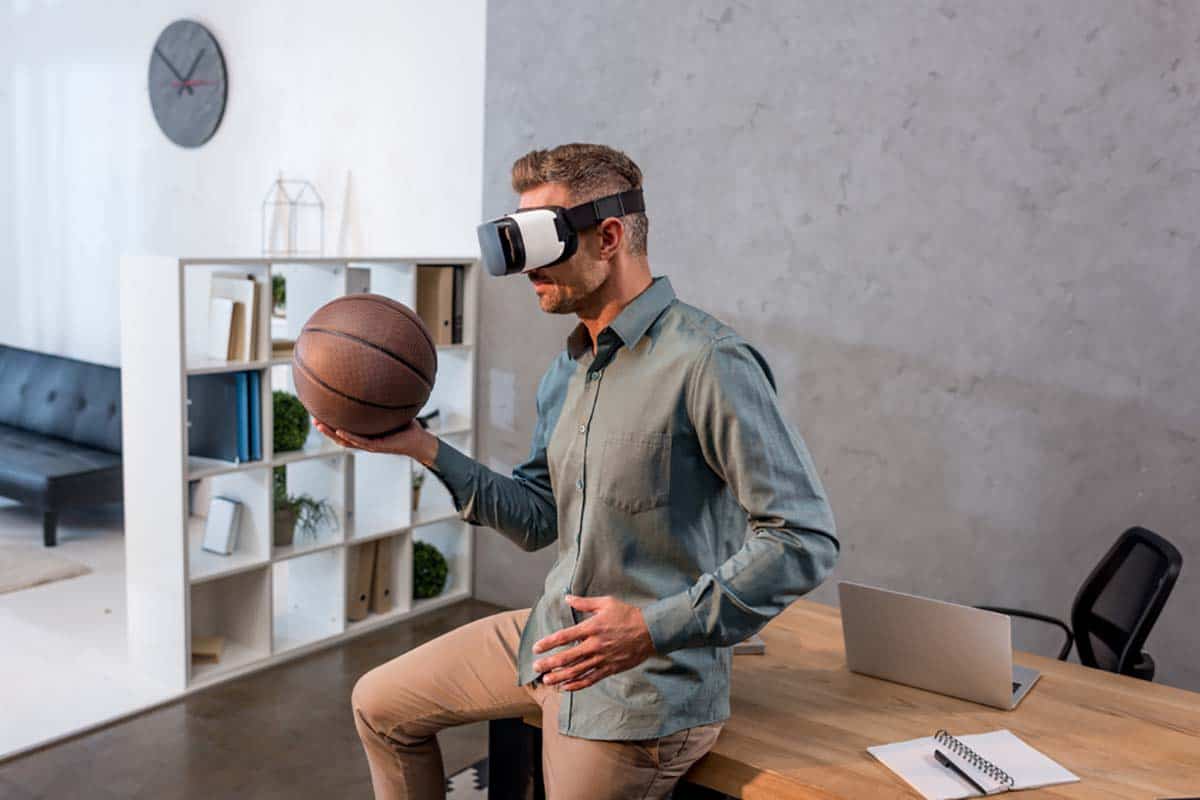 Virtual Reality in Basketball